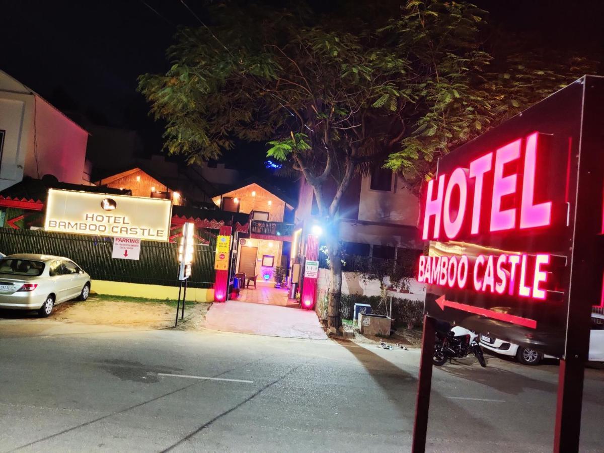 Hotel Bamboo Castle Dźajpur Zewnętrze zdjęcie